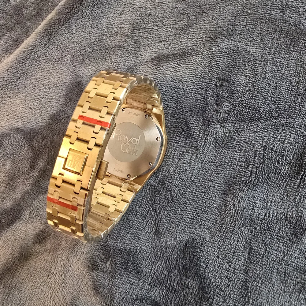 Gold Watch - Picture 3 of 6